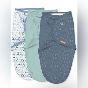 SwaddleMe - adjustable baby wrap